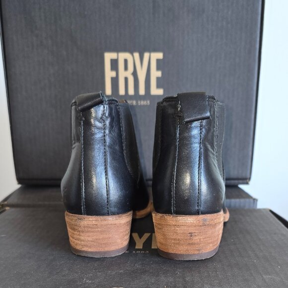 Frye Carson Chelsea Boot Black - Picture 2 of 5